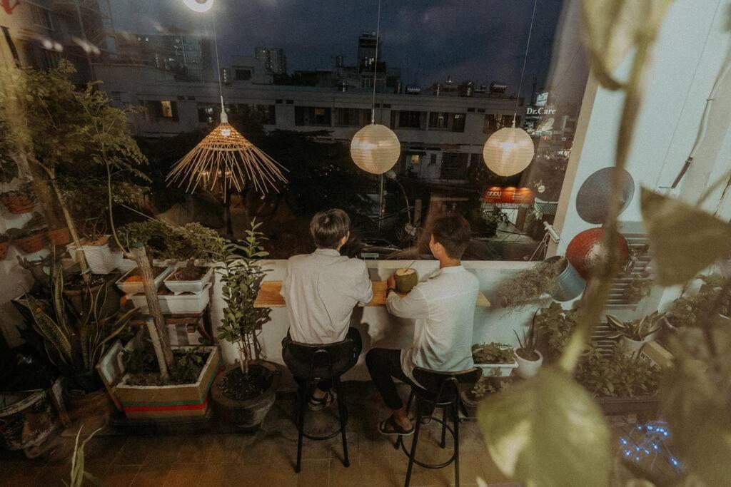 Mekong Lounge Center With Arcade Game Apartment *